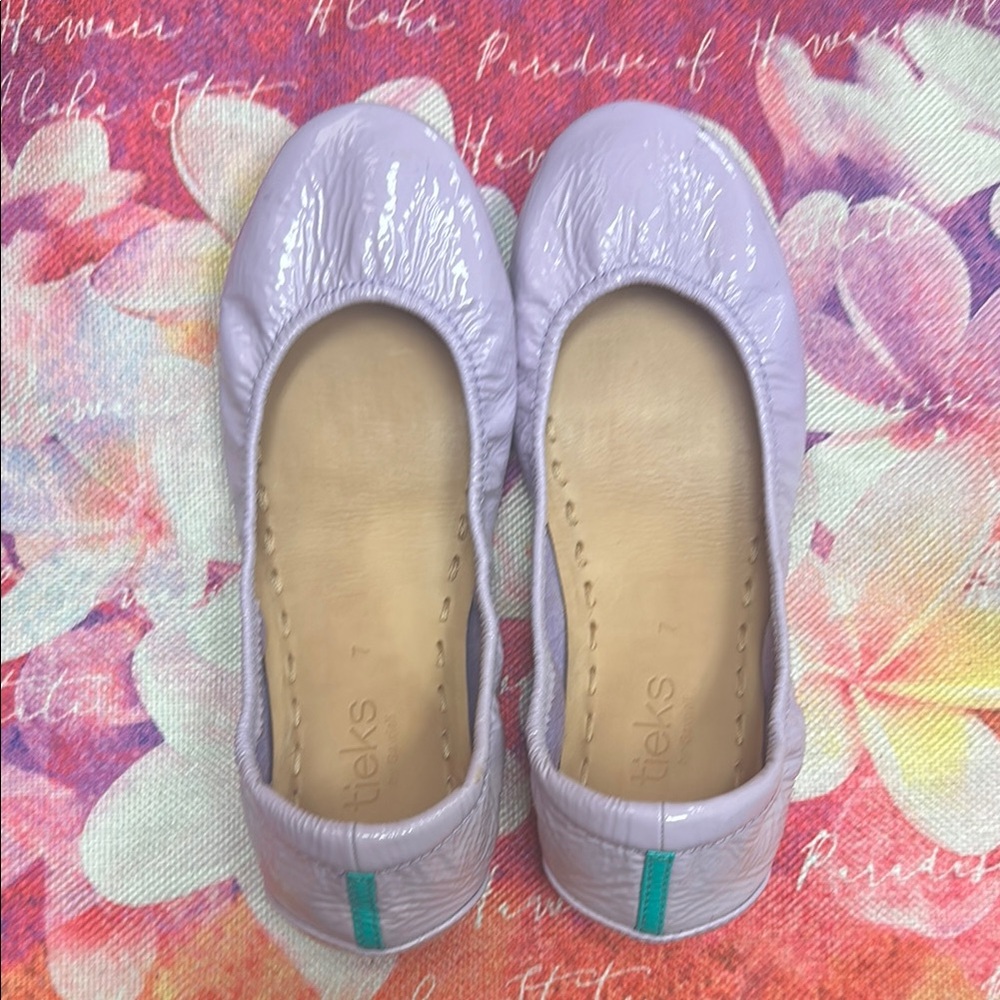 Tieks Lavender Patent size 7. LOW Price.  FIRM